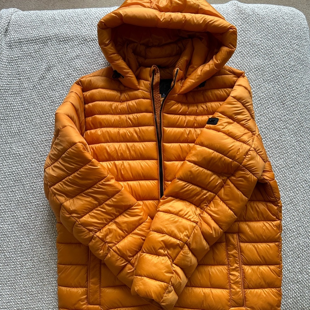 Men’s Micheal Kors down jacket